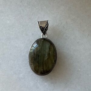 NWOT Sundance Seabed Pendant, Labradorite, Sterling Silver
